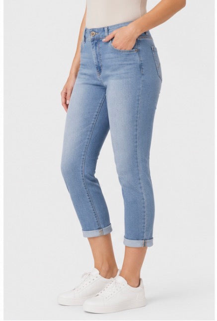 Santana Women’s Tummy Control Capri Jeans