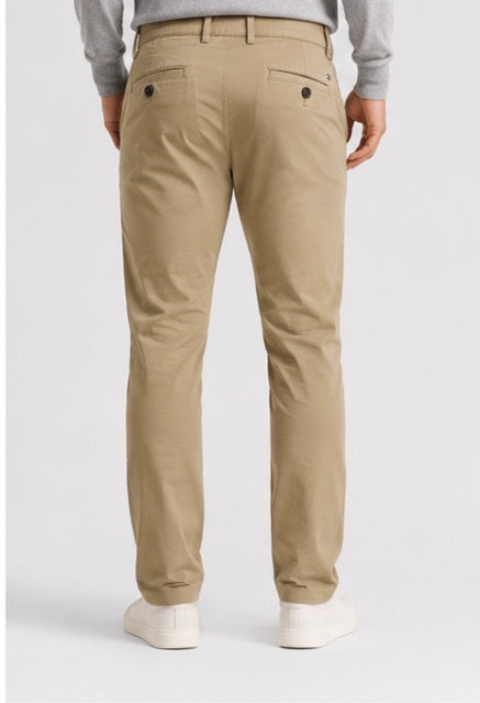 Tommy Hilfiger TH Flex Men’s Performance Stretch Chino Pants – Khaki