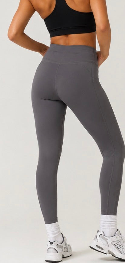 Mondetta Women’s High-Rise Pocket Performance Leggings – Charcoal Gray