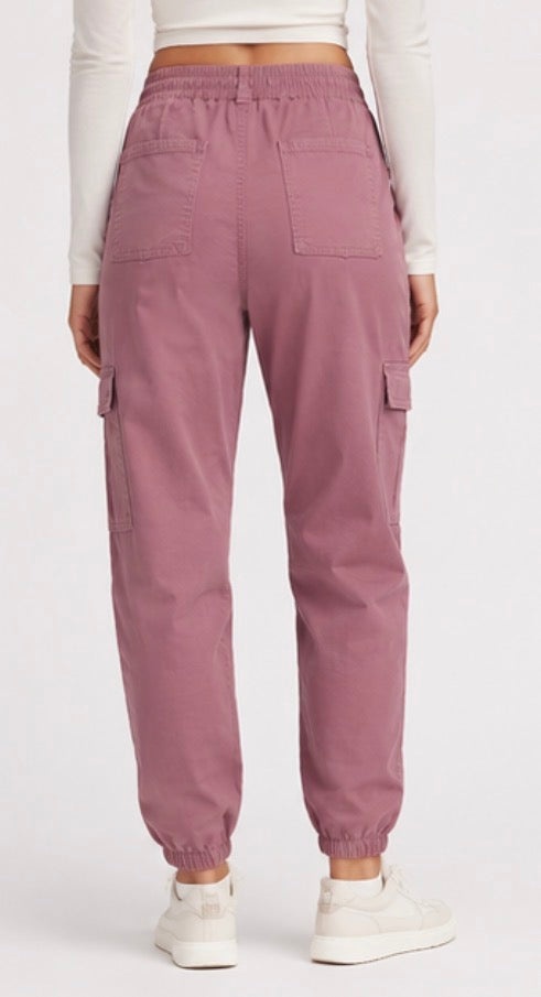 Levi’s Girls’ Cargo Jogger Pants – Mauve Pink