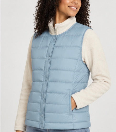 Mondetta Women’s Lightweight Quilted Puffer Vest – Light Blue