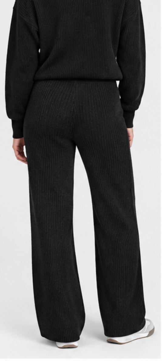 GAP Women’s Ribbed Knit Pull-On Pants – Black
