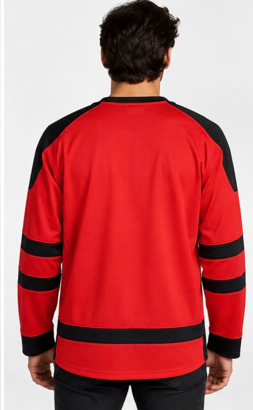 Team Canada Men’s Hockey Jersey – Red Long Sleeve