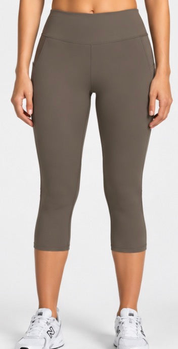 Spyder Women’s Active Capri Leggings with Side Pockets – Taupe