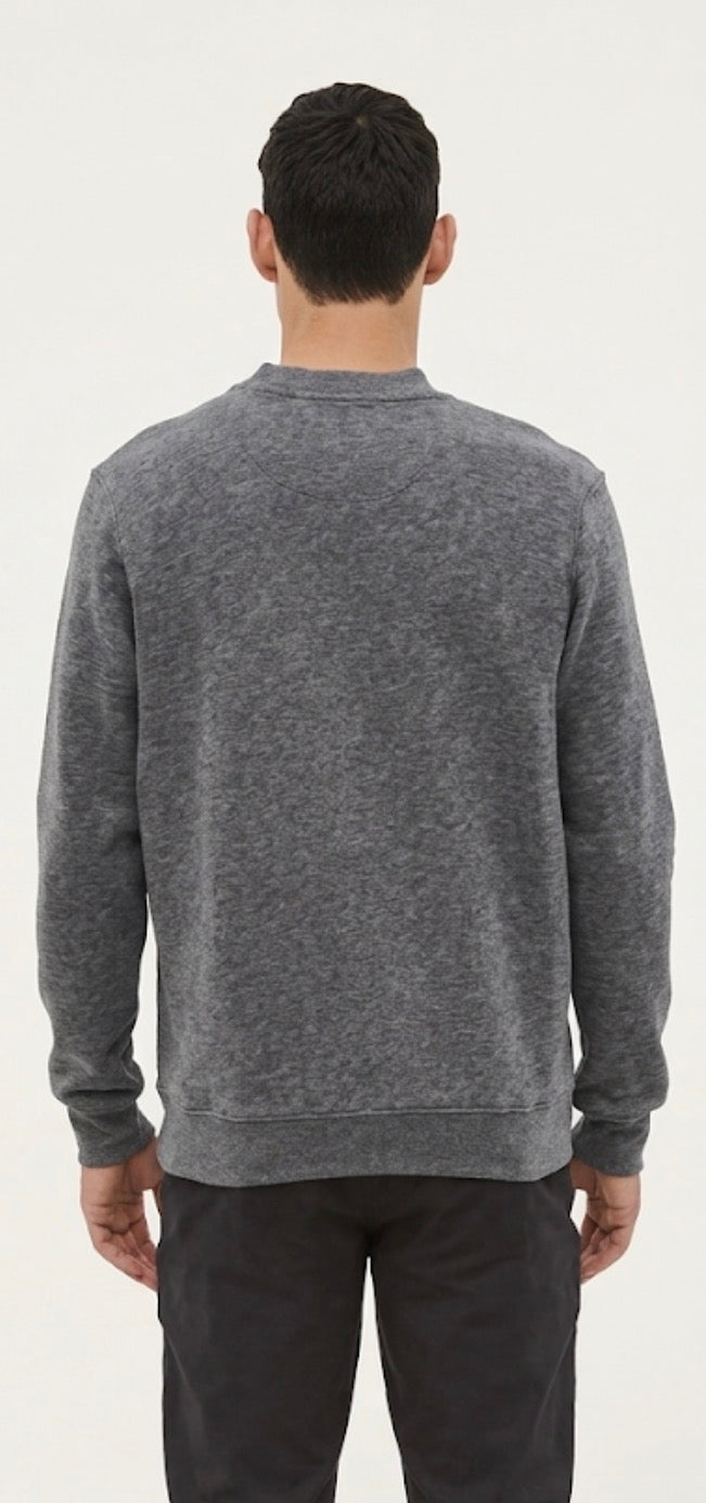 Bench Men’s Classic Comfort Fleece Crewneck Sweatshirt